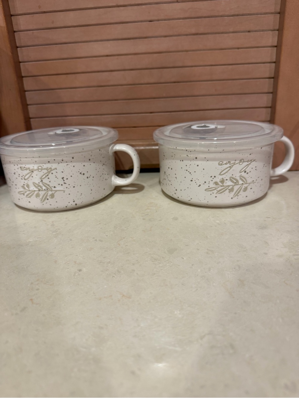 2 Market Square White Enjoy Laurel Soup Mug Souper Mug with Lids ceramic - Picture 7 of 8